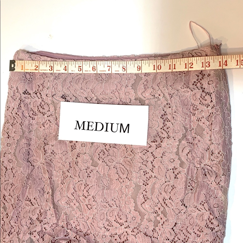 Fancy Blush Lace High-Low Skirt - Picture 8 of 16